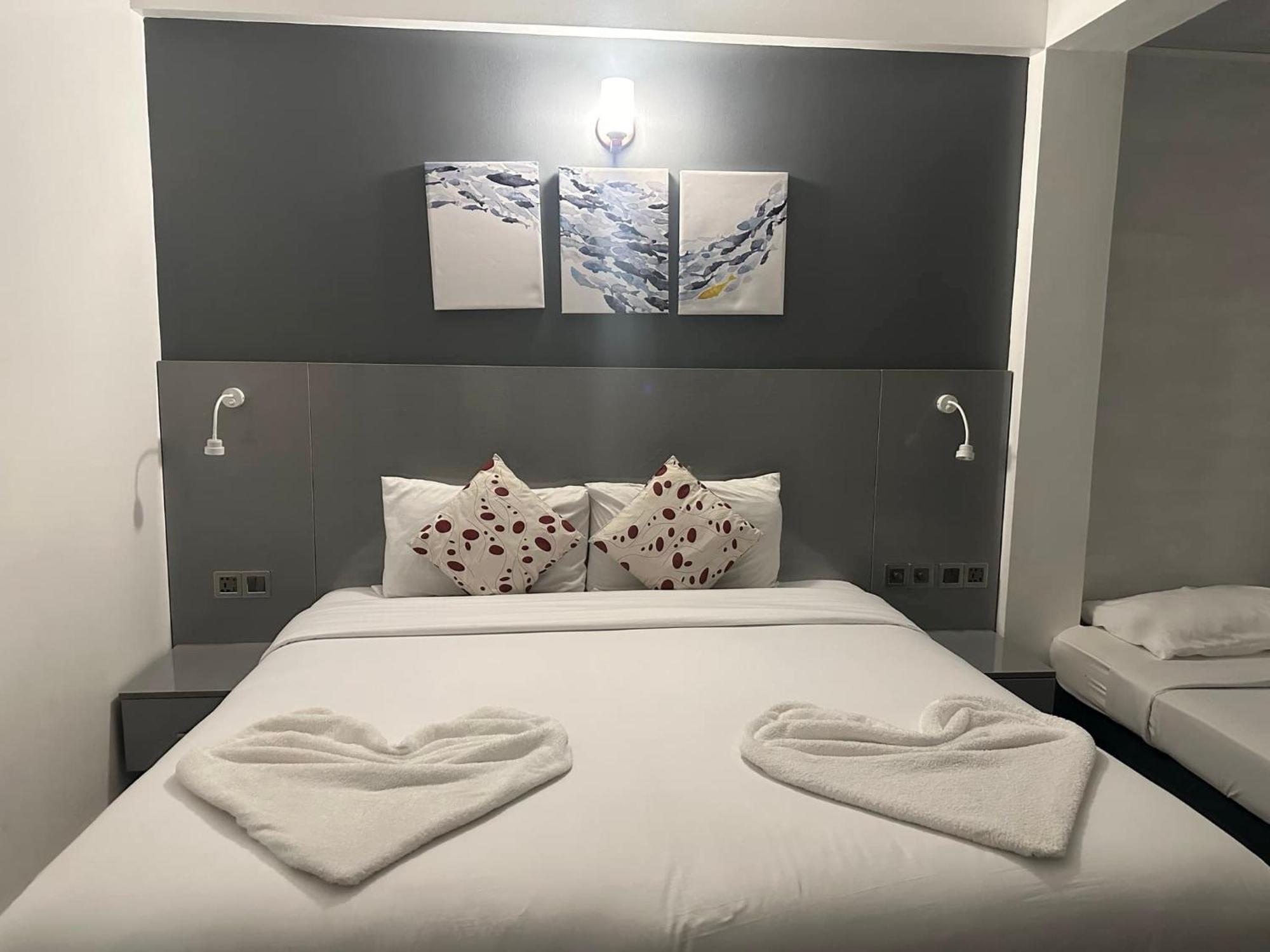 The G Ten Holiday Inn Хулхумале Экстерьер фото